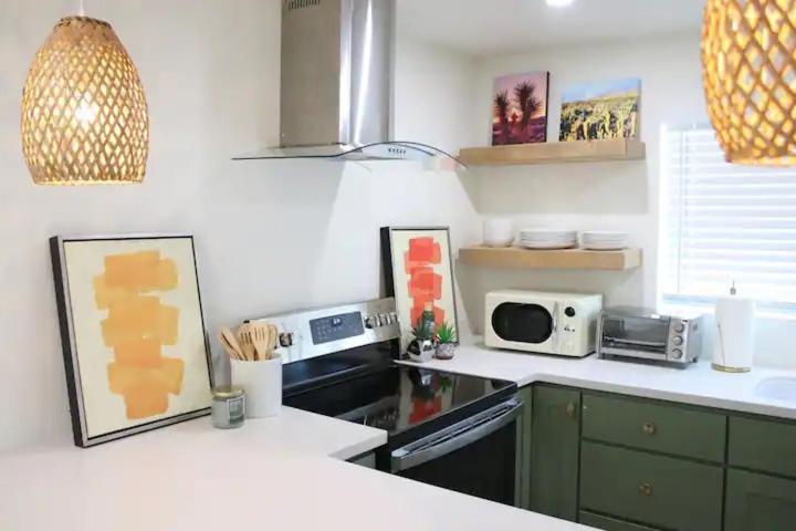 Serene Modern Home Backdoor With Great Wifi, Games, Movies, Patio Seating And Bbq Easy Access To North Joshua Tree National Park In 10 Minutes تونتي ناين بالمز المظهر الخارجي الصورة