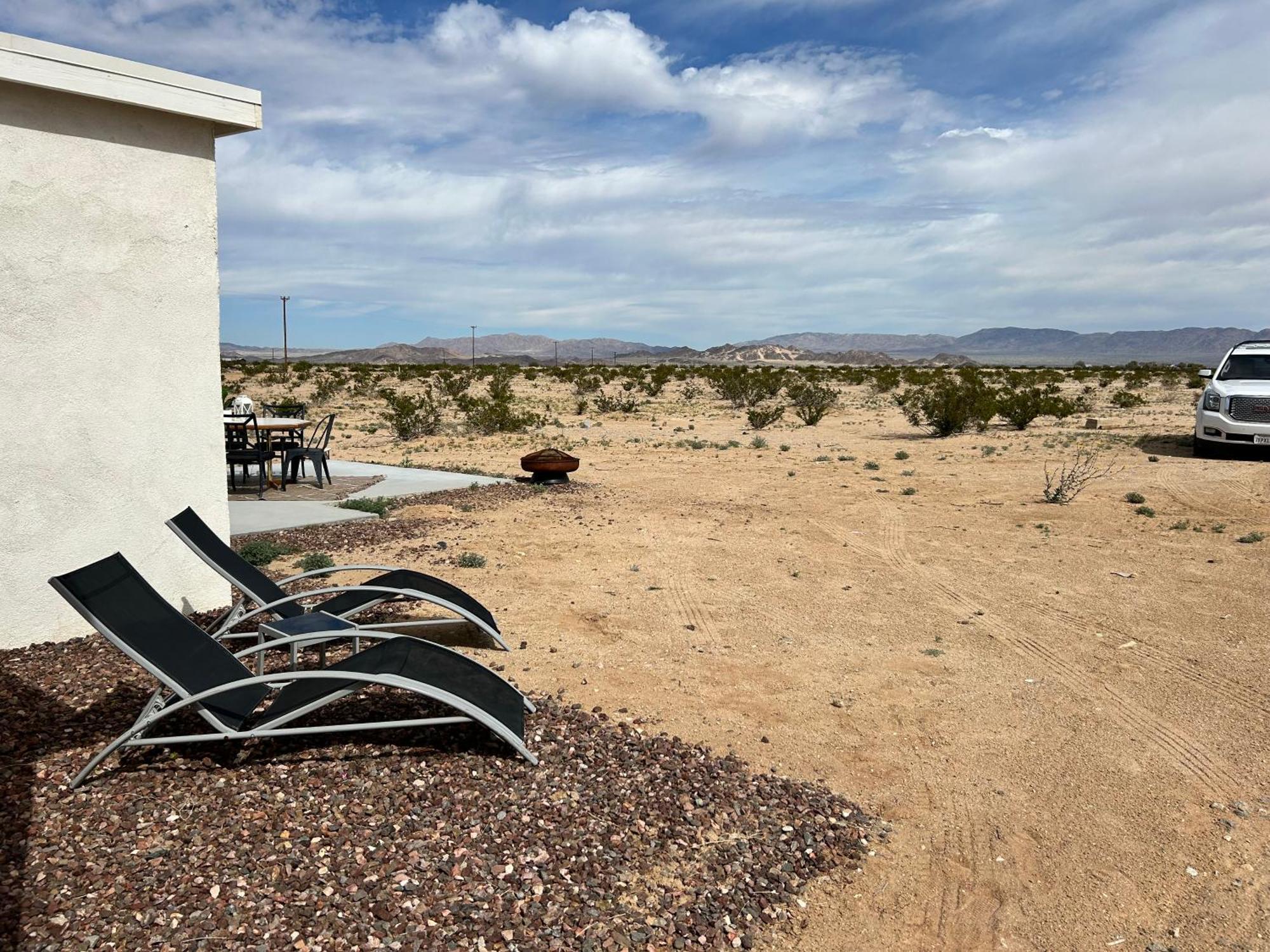 Serene Modern Home Backdoor With Great Wifi, Games, Movies, Patio Seating And Bbq Easy Access To North Joshua Tree National Park In 10 Minutes تونتي ناين بالمز المظهر الخارجي الصورة