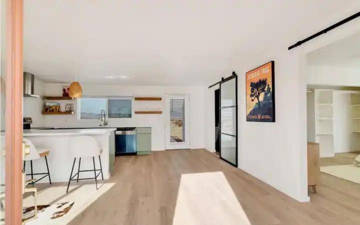 Serene Modern Home Backdoor With Great Wifi, Games, Movies, Patio Seating And Bbq Easy Access To North Joshua Tree National Park In 10 Minutes تونتي ناين بالمز المظهر الخارجي الصورة