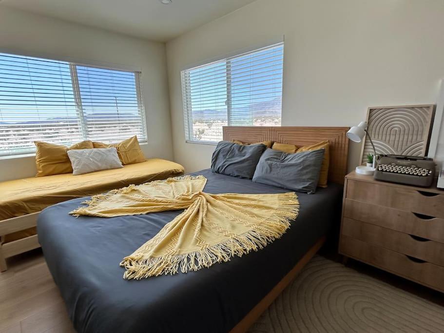 Serene Modern Home Backdoor With Great Wifi, Games, Movies, Patio Seating And Bbq Easy Access To North Joshua Tree National Park In 10 Minutes تونتي ناين بالمز المظهر الخارجي الصورة