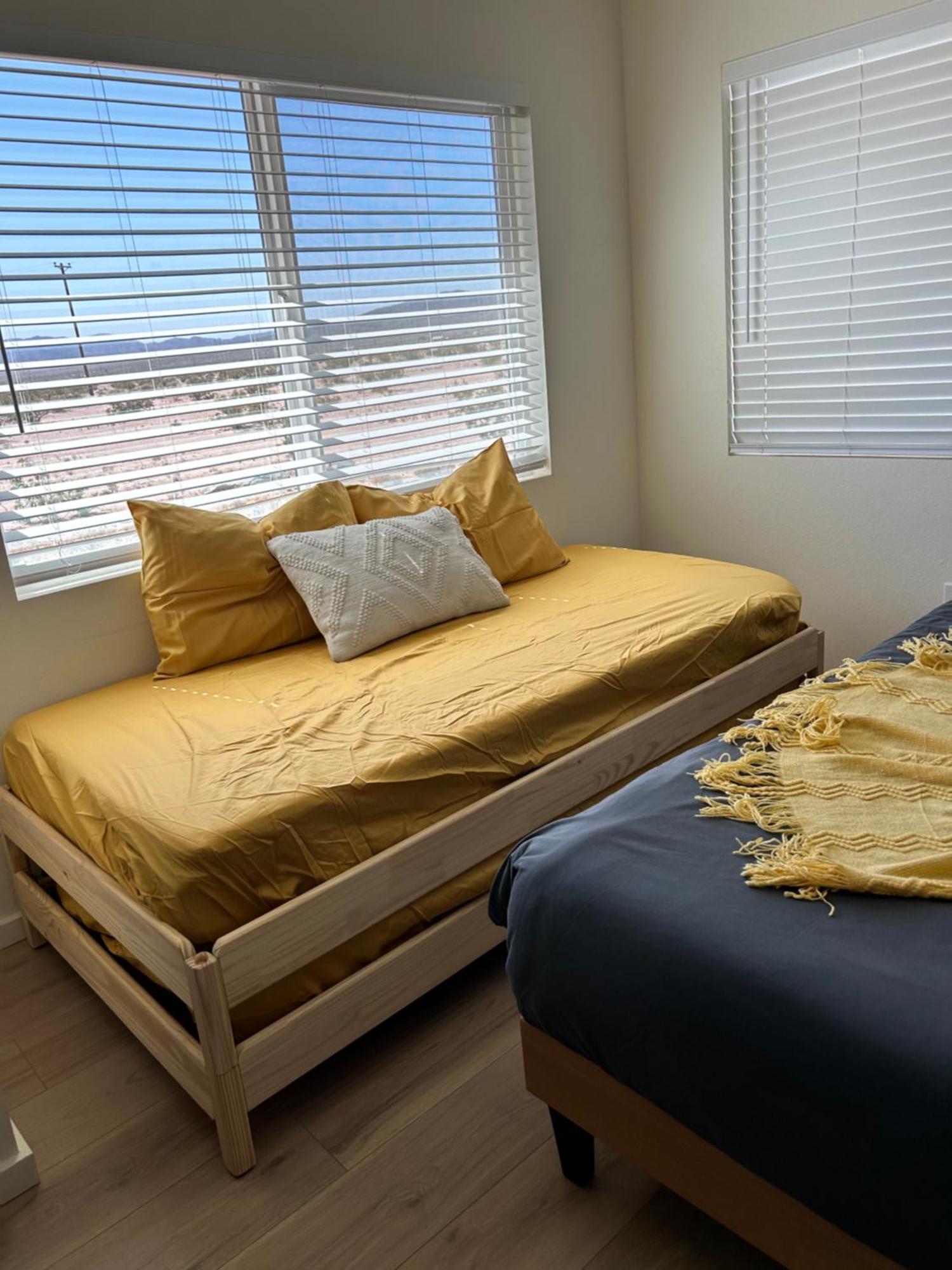 Serene Modern Home Backdoor With Great Wifi, Games, Movies, Patio Seating And Bbq Easy Access To North Joshua Tree National Park In 10 Minutes تونتي ناين بالمز المظهر الخارجي الصورة